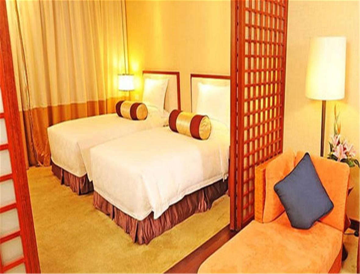 Ocean Spring Grand Metropark Hotel Csuhaj Kültér fotó