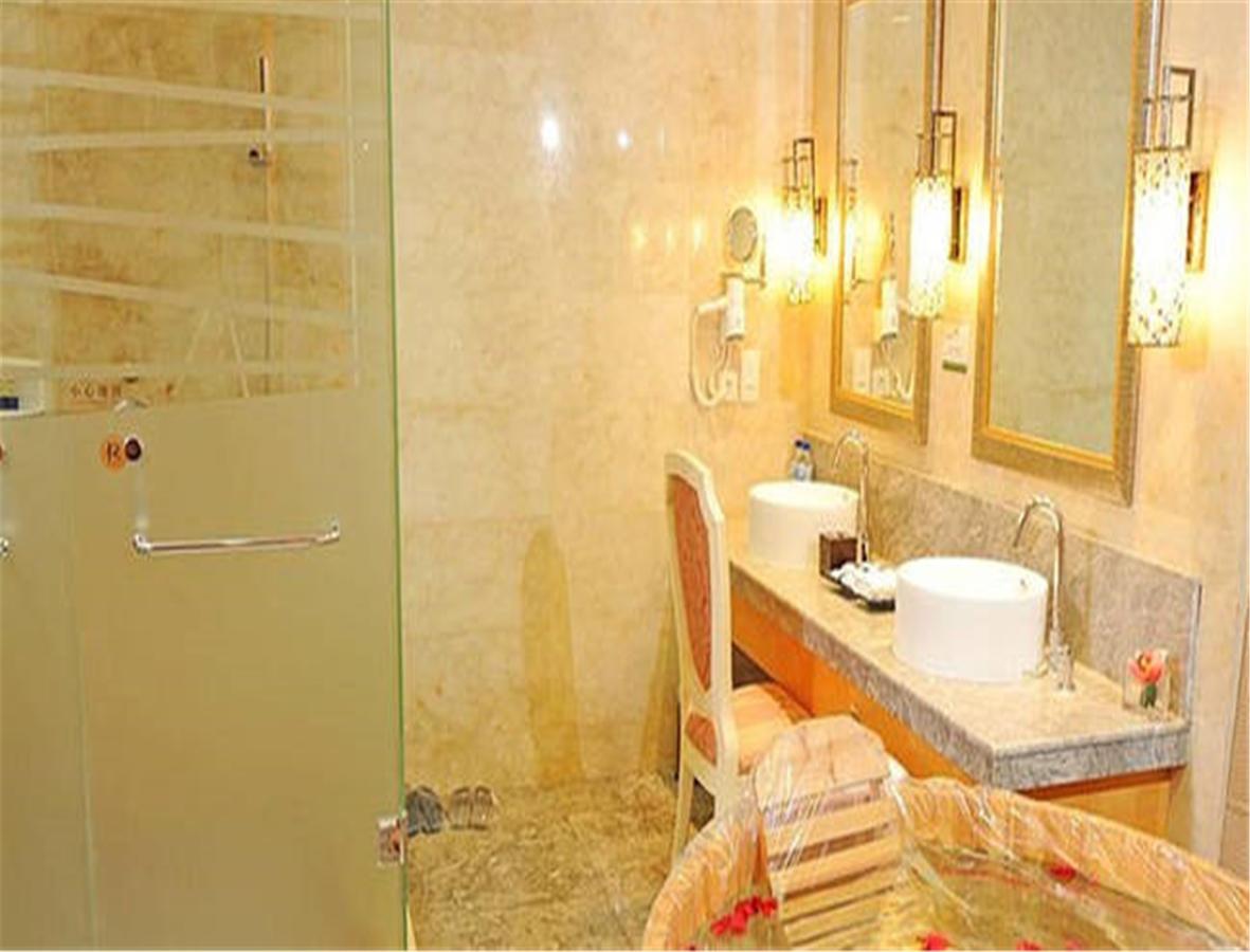 Ocean Spring Grand Metropark Hotel Csuhaj Kültér fotó